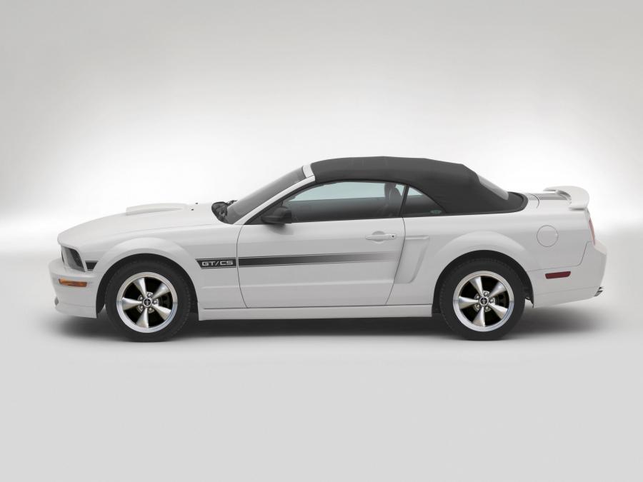  Ford Mustang GT California Special 2007 года  (фото 2 из 5)